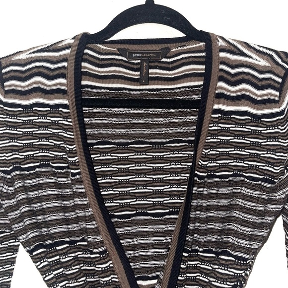 BCBGMaxAzria Black & White Striped Wrap Belted Cardigan Small Women’s - Picture 2 of 10